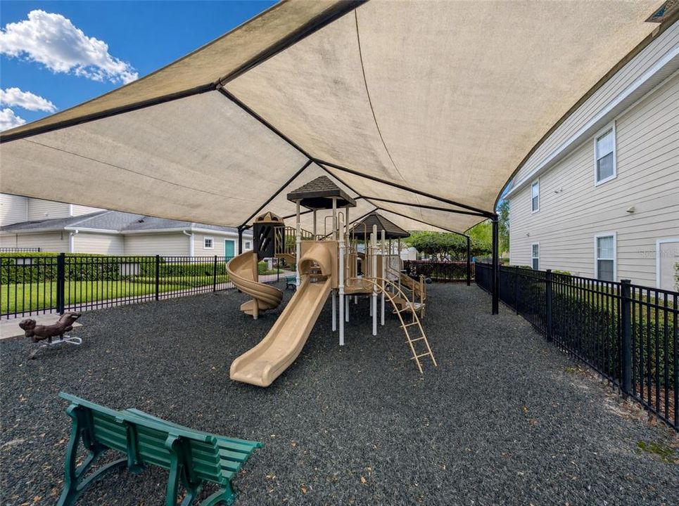 For Rent: $2,400 (3 beds, 2 baths, 1453 Square Feet)