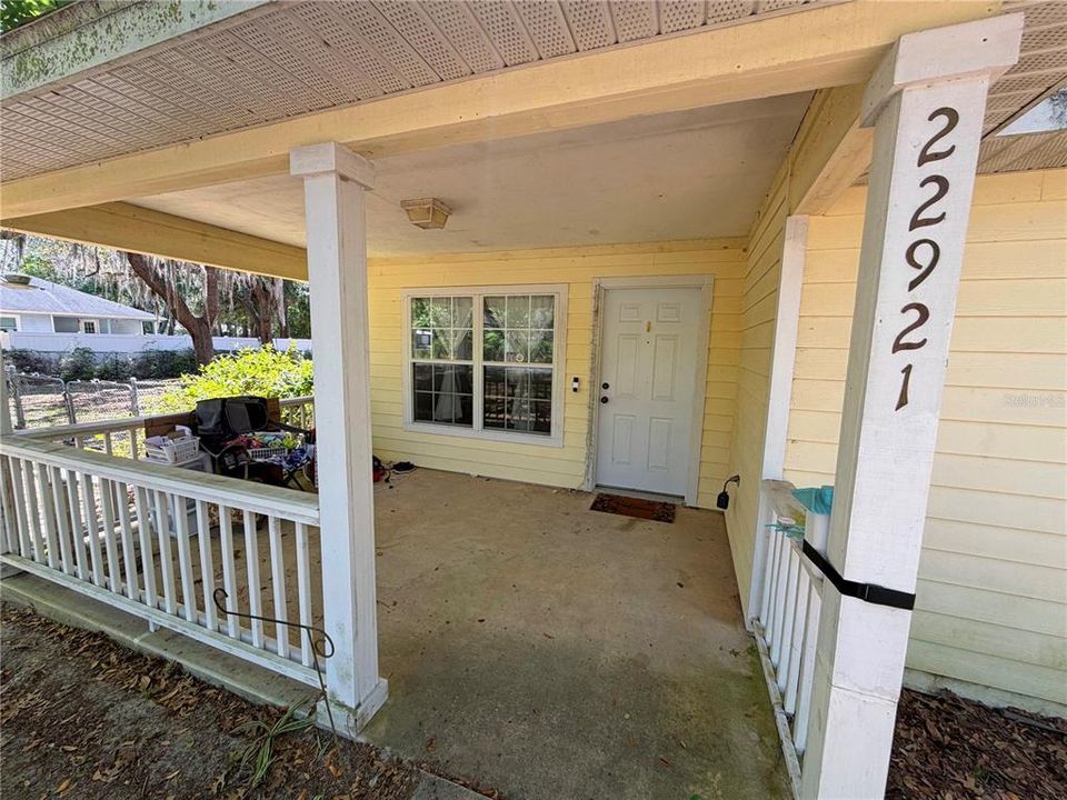 For Sale: $250,000 (3 beds, 2 baths, 1335 Square Feet)