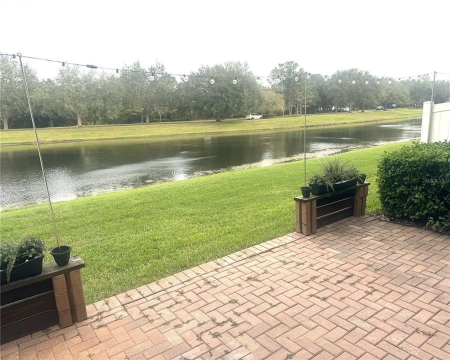 For Rent: $2,500 (3 beds, 2 baths, 1941 Square Feet)
