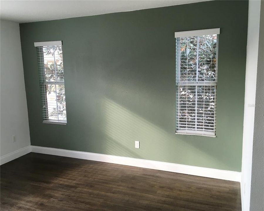 For Rent: $2,500 (3 beds, 2 baths, 1941 Square Feet)