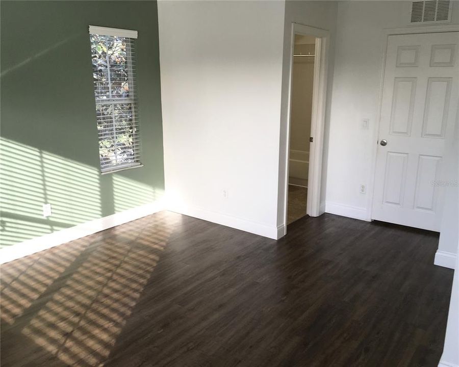 For Rent: $2,500 (3 beds, 2 baths, 1941 Square Feet)