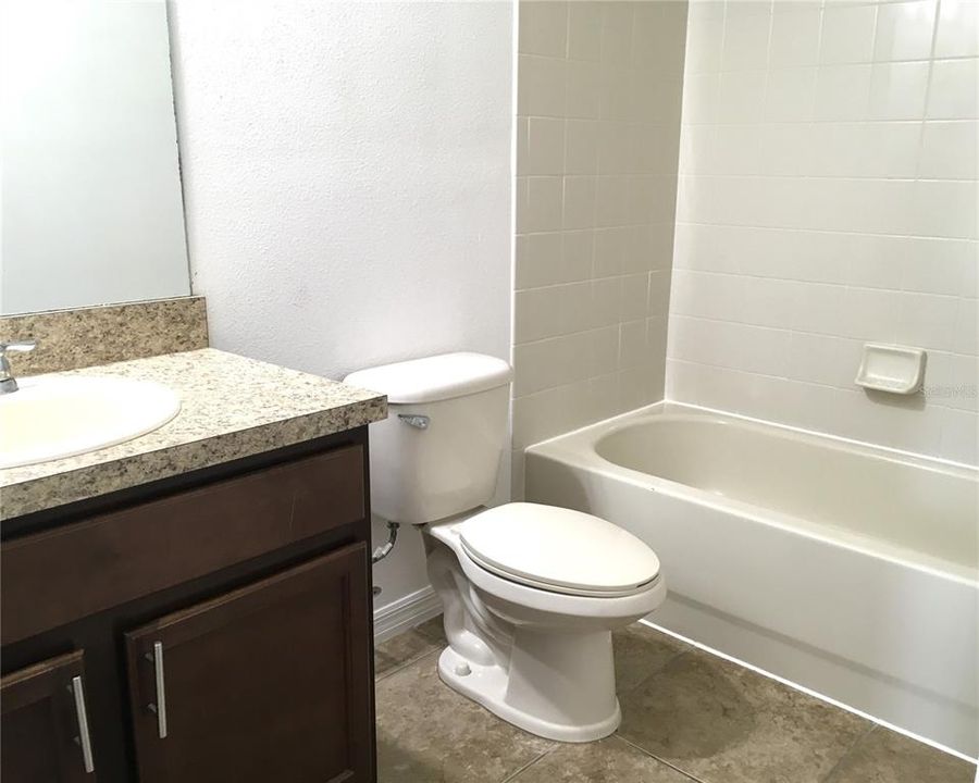 For Rent: $2,500 (3 beds, 2 baths, 1941 Square Feet)