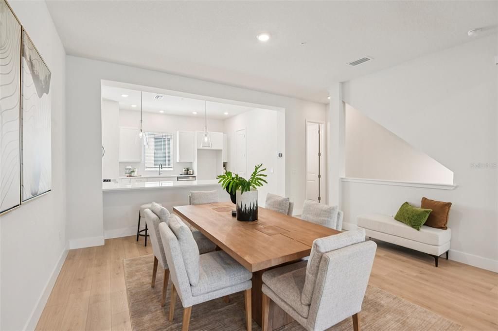 Active With Contract: $4,250 (3 beds, 3 baths, 1952 Square Feet)