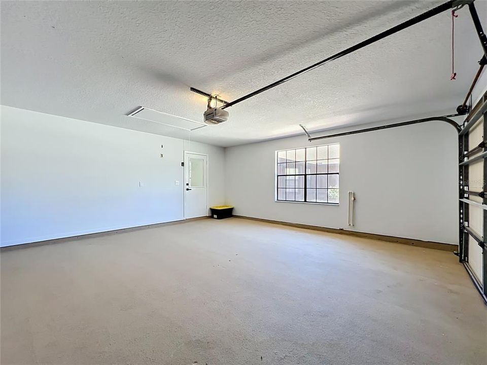 For Sale: $326,900 (2 beds, 2 baths, 1377 Square Feet)