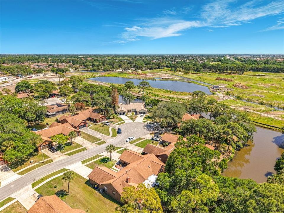 For Sale: $326,900 (2 beds, 2 baths, 1377 Square Feet)