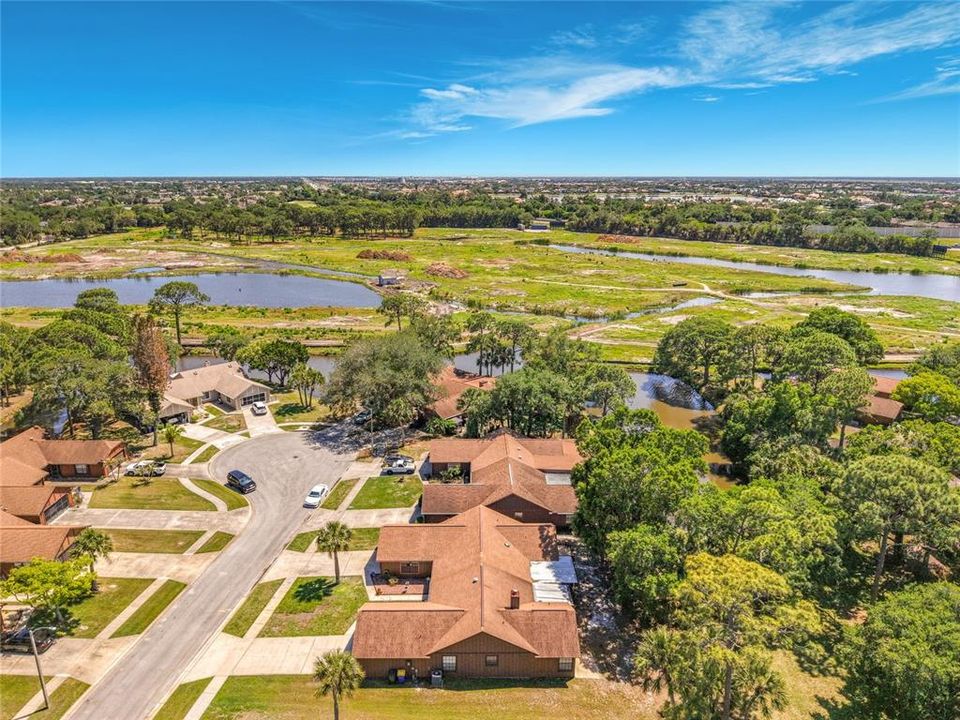 For Sale: $326,900 (2 beds, 2 baths, 1377 Square Feet)