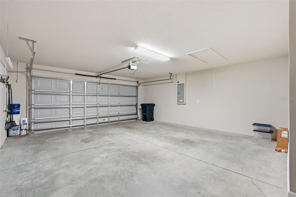 На продажу: $375,000 (3 спален, 2 ванн, 1796 Квадратных фут)