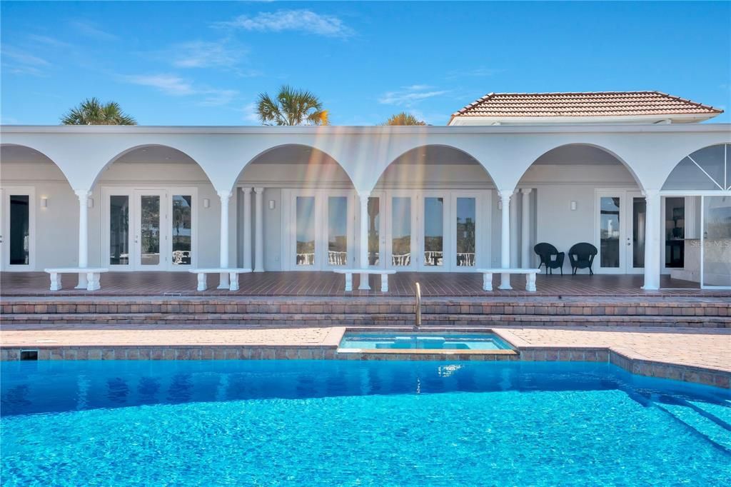 На продажу: $3,500,000 (5 спален, 6 ванн, 4768 Квадратных фут)