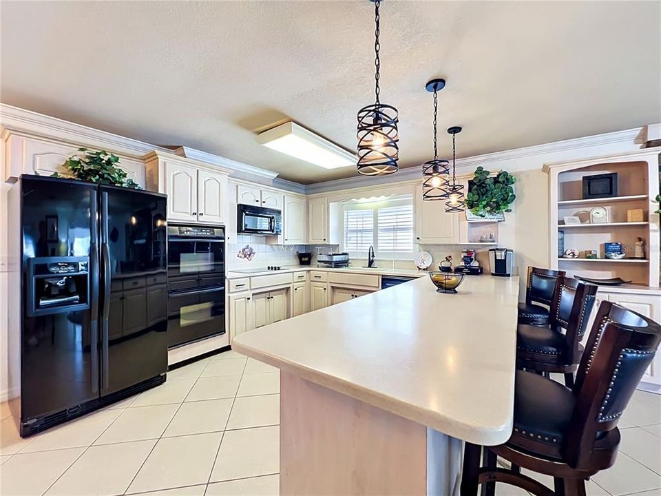 En Venta: $629,000 (3 camas, 3 baños, 3026 Pies cuadrados)