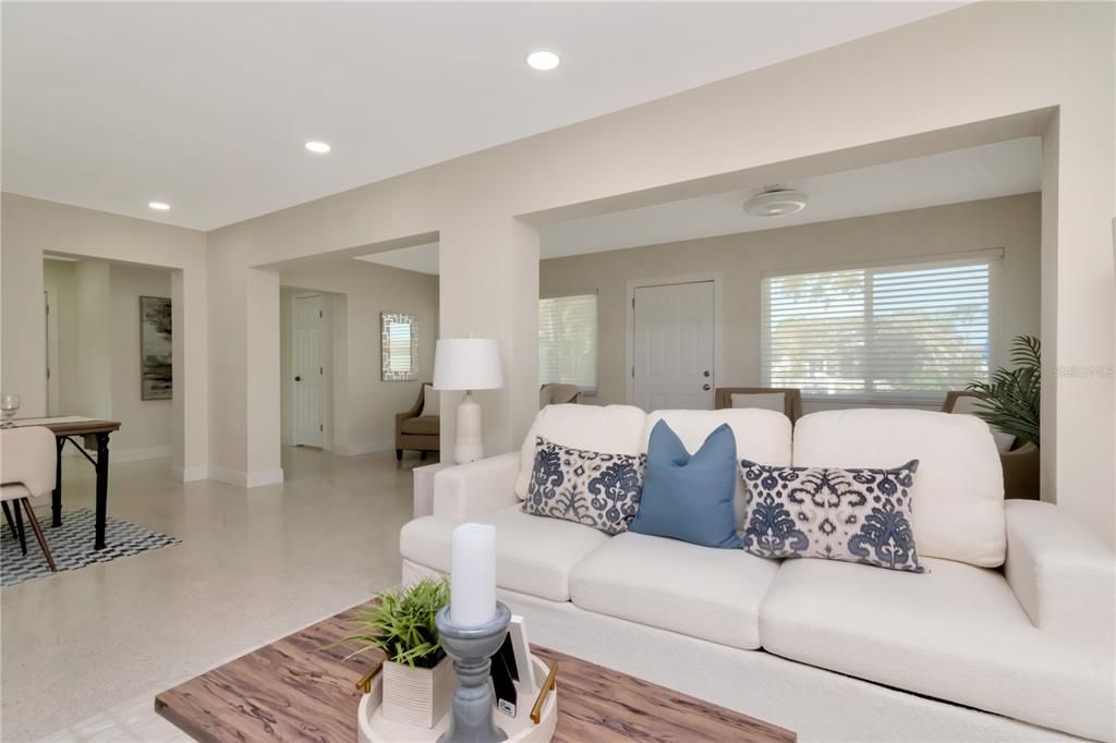 En Venta: $599,900 (3 camas, 2 baños, 1580 Pies cuadrados)