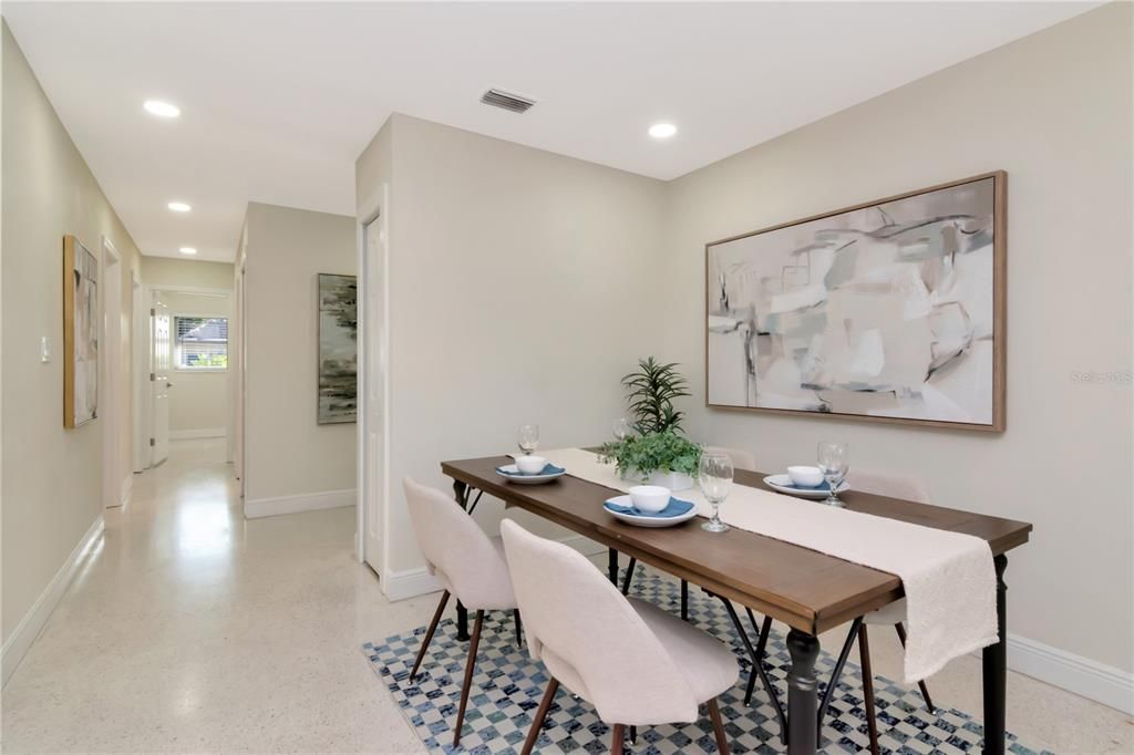 En Venta: $599,900 (3 camas, 2 baños, 1580 Pies cuadrados)