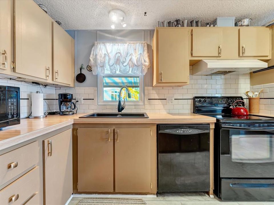 En Venta: $149,900 (2 camas, 2 baños, 1112 Pies cuadrados)