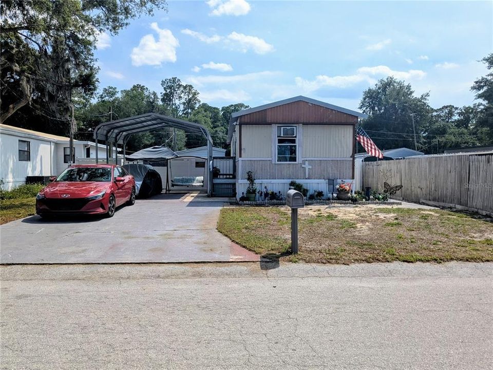 For Rent: $1,100 (2 beds, 1 baths, 1176 Square Feet)