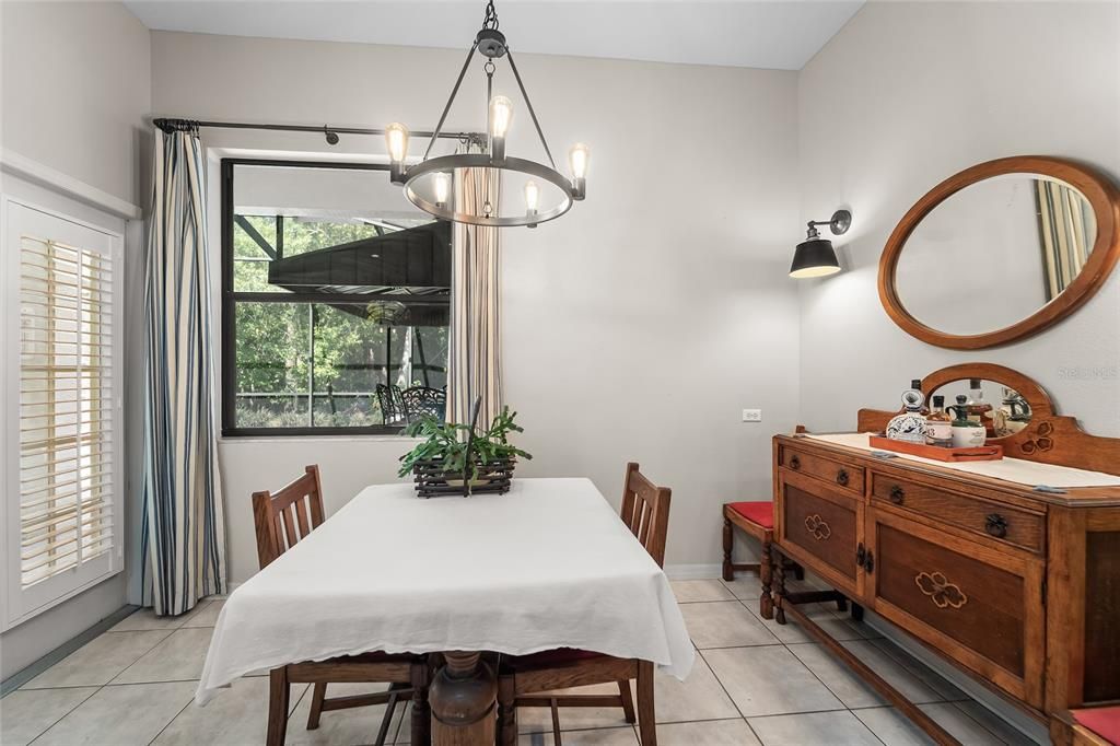 For Sale: $830,000 (4 beds, 2 baths, 2954 Square Feet)