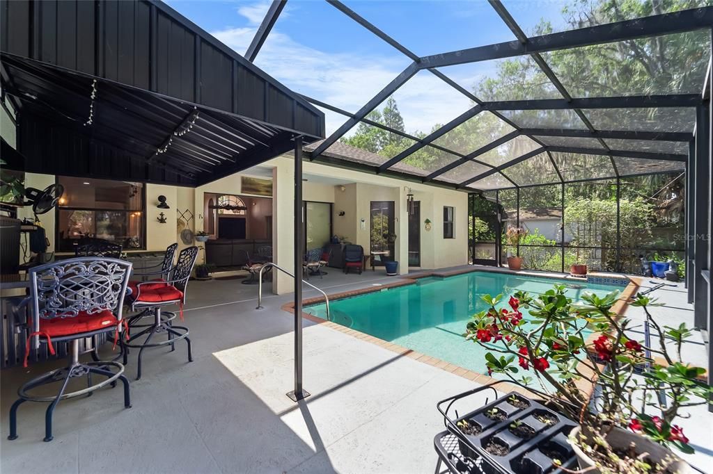 For Sale: $830,000 (4 beds, 2 baths, 2954 Square Feet)