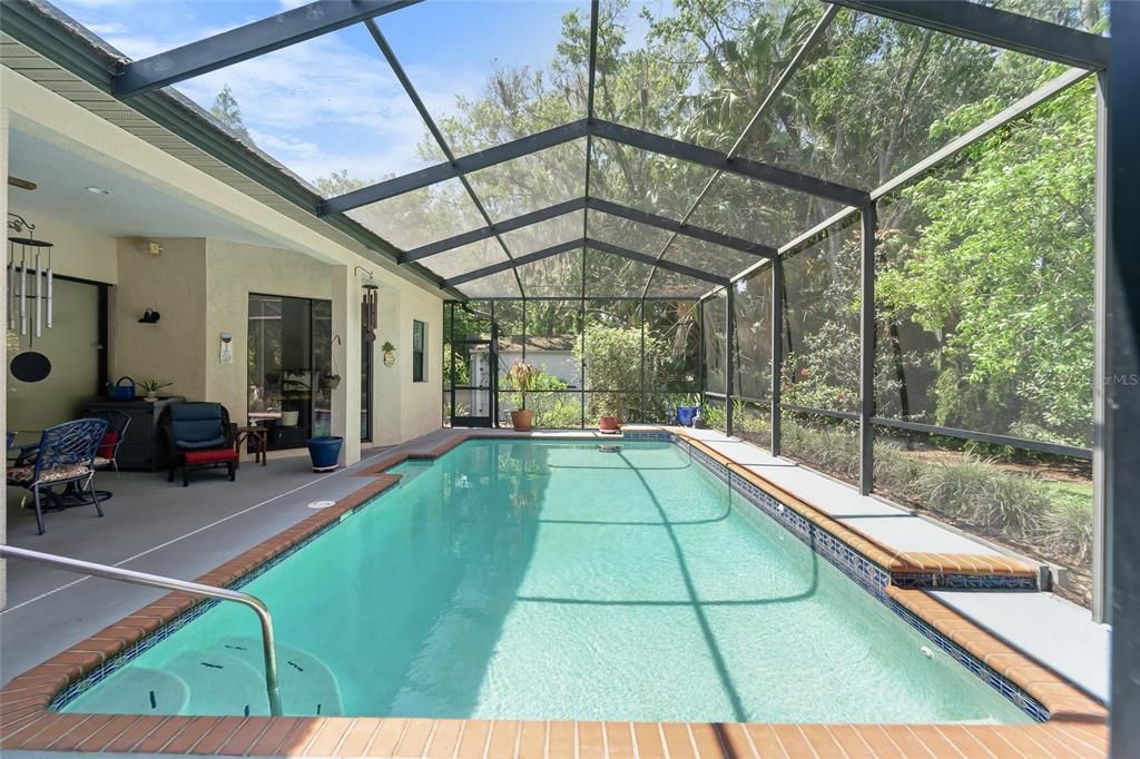 For Sale: $830,000 (4 beds, 2 baths, 2954 Square Feet)