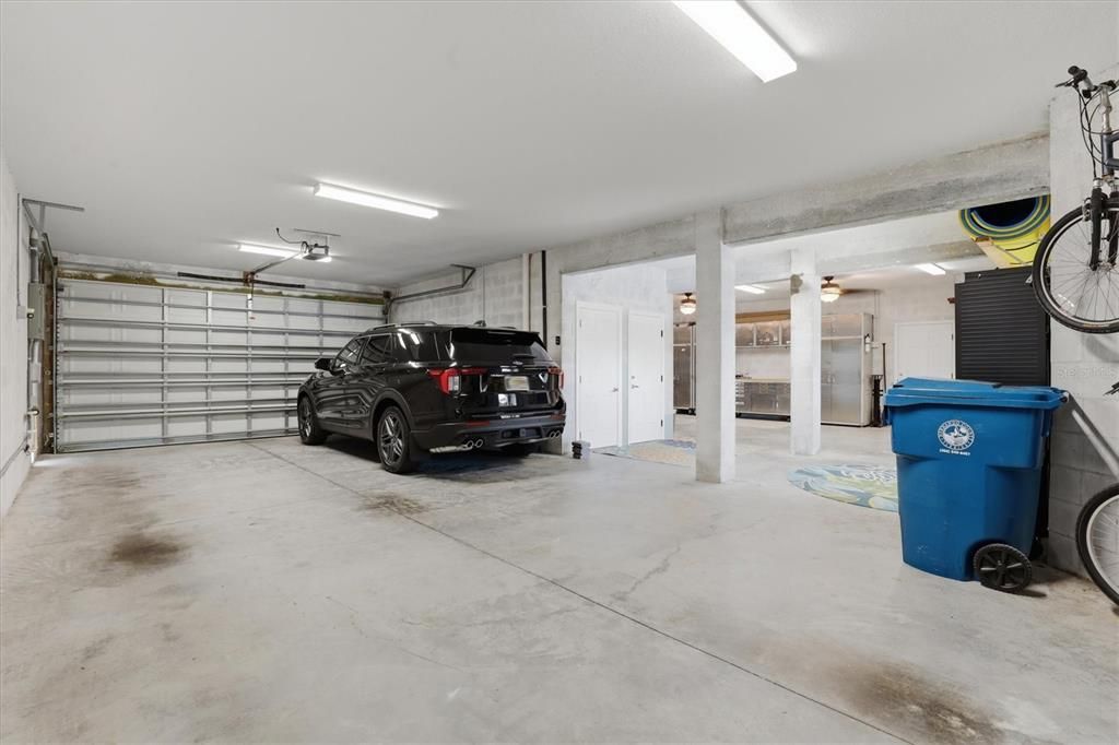 For Sale: $650,000 (3 beds, 2 baths, 1651 Square Feet)