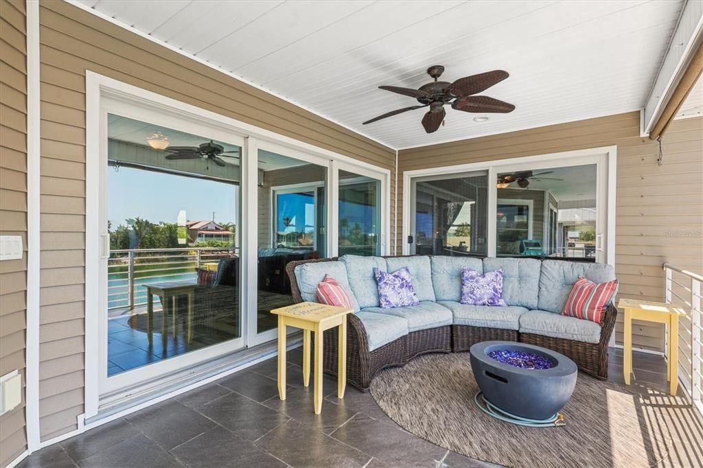 For Sale: $650,000 (3 beds, 2 baths, 1651 Square Feet)