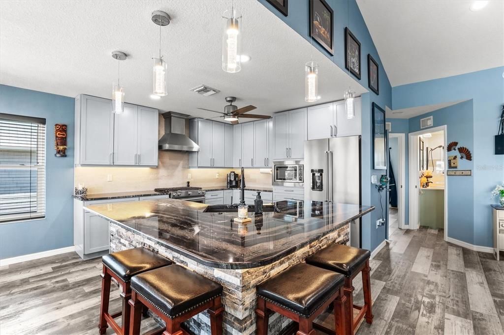 For Sale: $650,000 (3 beds, 2 baths, 1651 Square Feet)