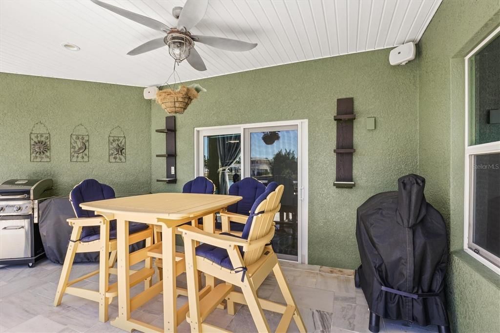 For Sale: $650,000 (3 beds, 2 baths, 1651 Square Feet)