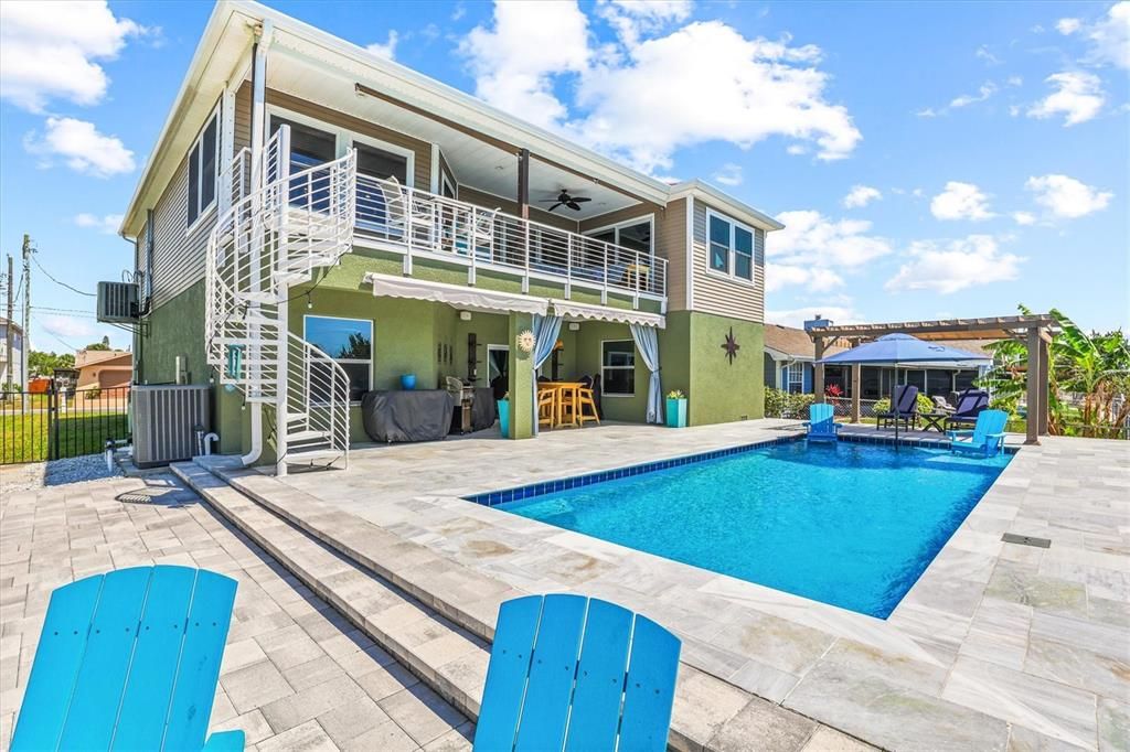 For Sale: $650,000 (3 beds, 2 baths, 1651 Square Feet)