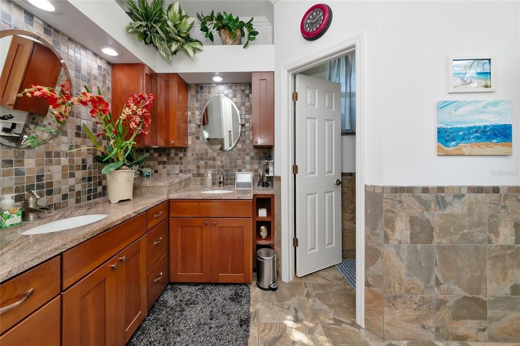 Activo con contrato: $424,900 (3 camas, 2 baños, 1890 Pies cuadrados)