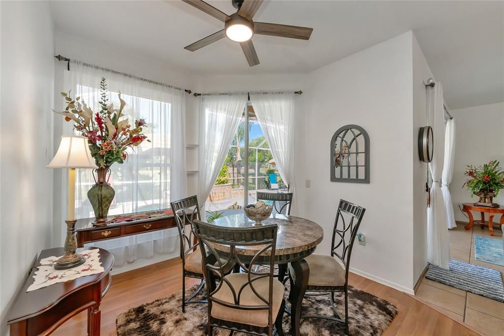 Activo con contrato: $424,900 (3 camas, 2 baños, 1890 Pies cuadrados)