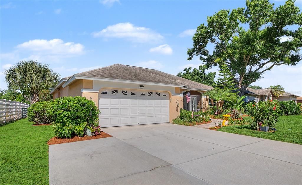 Activo con contrato: $424,900 (3 camas, 2 baños, 1890 Pies cuadrados)