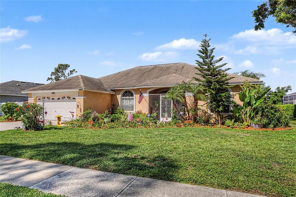 Activo con contrato: $424,900 (3 camas, 2 baños, 1890 Pies cuadrados)