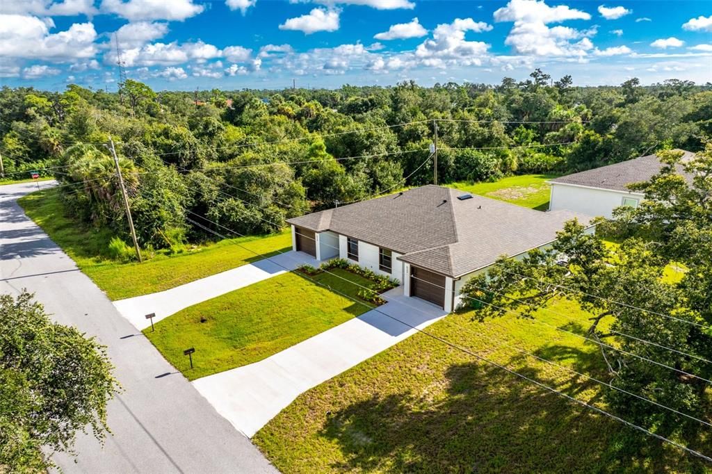 For Sale: $469,900 (6 beds, 0 baths, 2500 Square Feet)