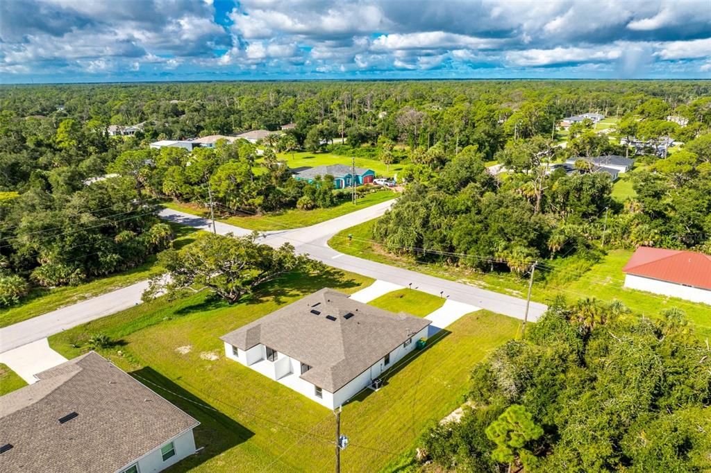 For Sale: $469,900 (6 beds, 0 baths, 2500 Square Feet)