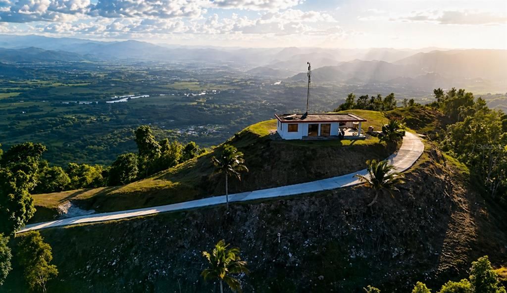 На продажу: $445,000 (9,651.00 acres)