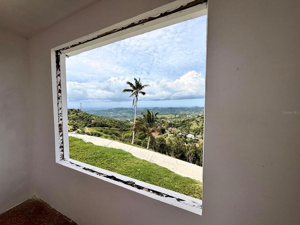 На продажу: $445,000 (9,651.00 acres)