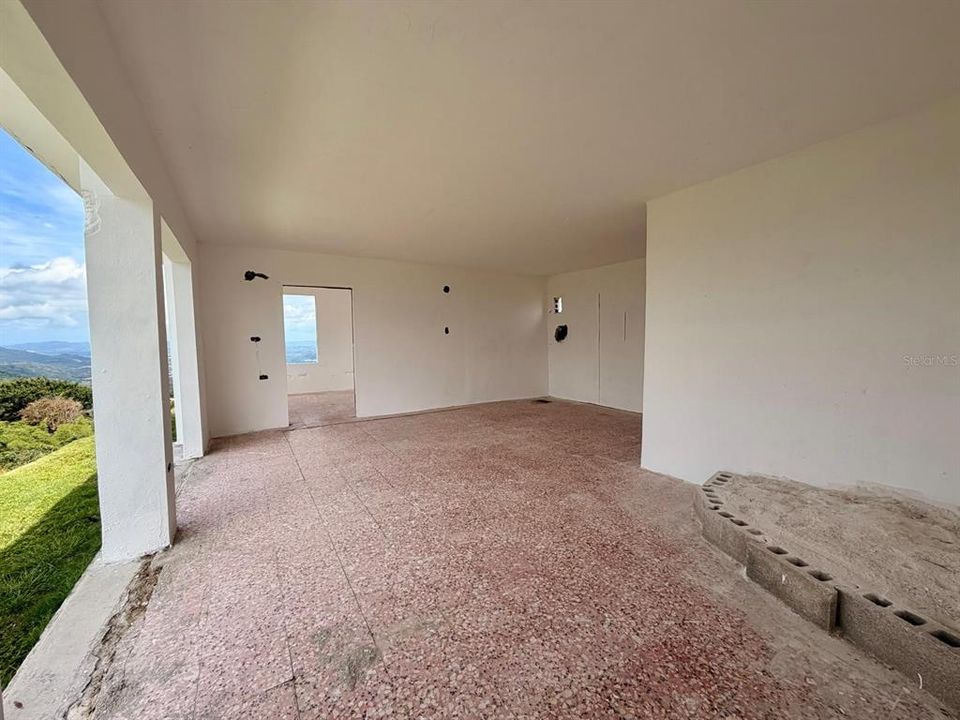 На продажу: $445,000 (9,651.00 acres)