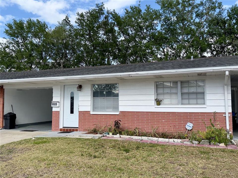 For Sale: $160,000 (2 beds, 1 baths, 950 Square Feet)