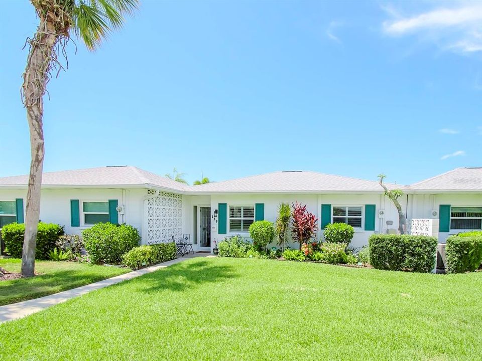 Active With Contract: $224,900 (2 beds, 1 baths, 1031 Square Feet)