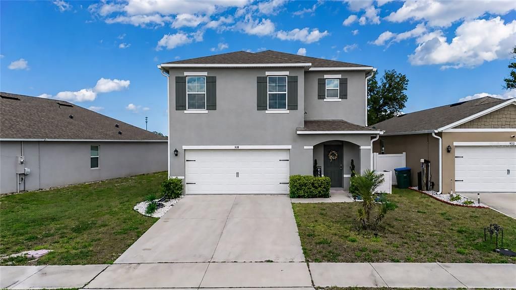For Sale: $445,000 (5 beds, 3 baths, 2448 Square Feet)