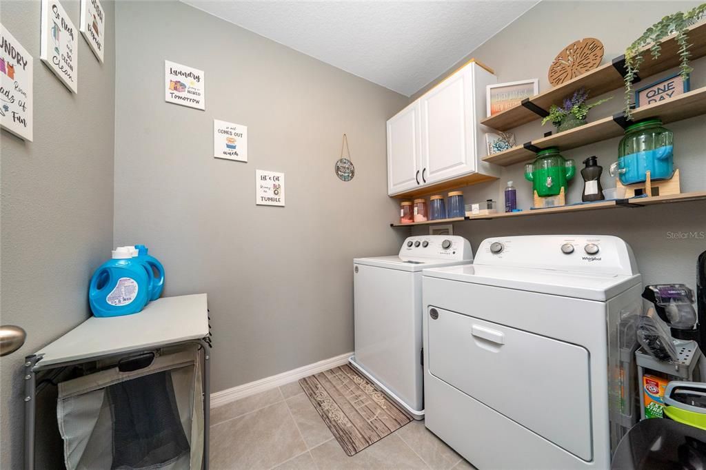 For Sale: $445,000 (5 beds, 3 baths, 2448 Square Feet)