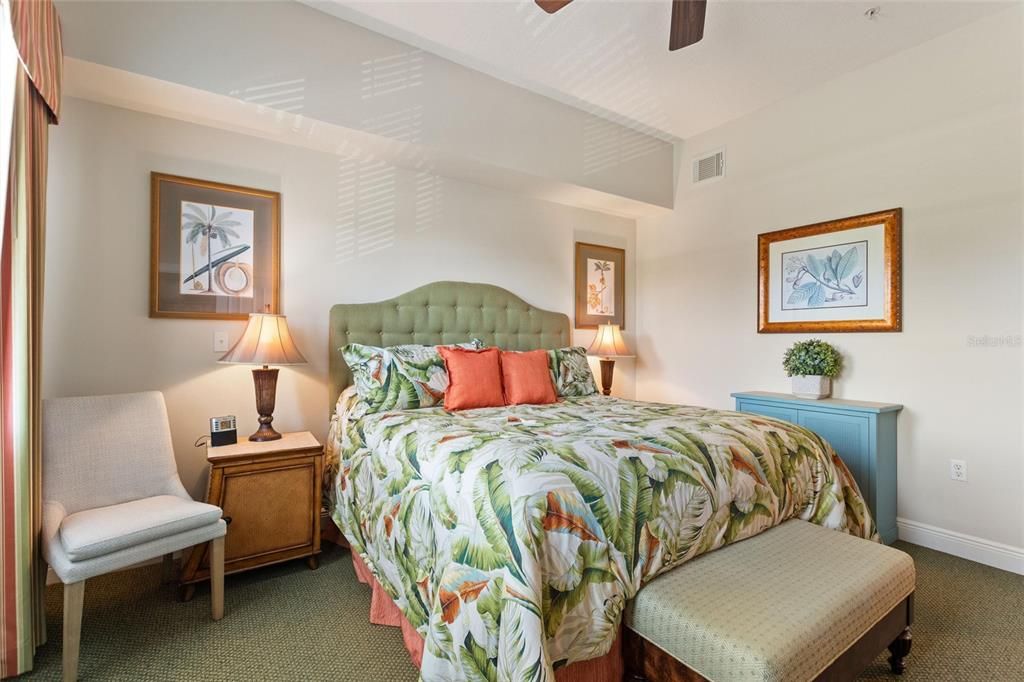 Active With Contract: $279,000 (3 beds, 2 baths, 1344 Square Feet)