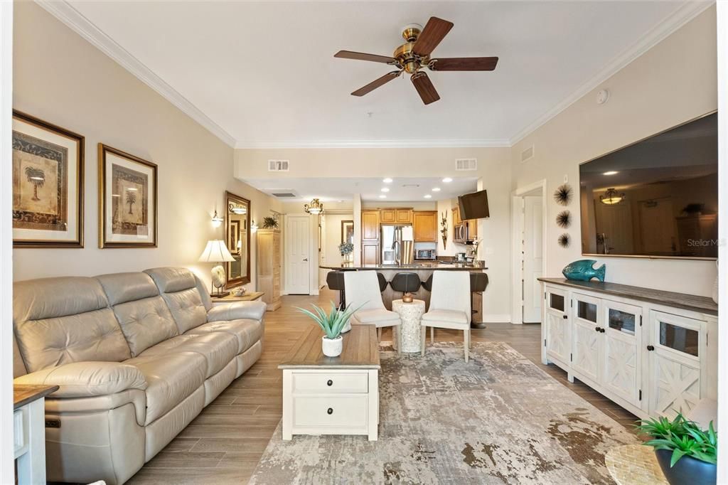 Active With Contract: $279,000 (3 beds, 2 baths, 1344 Square Feet)