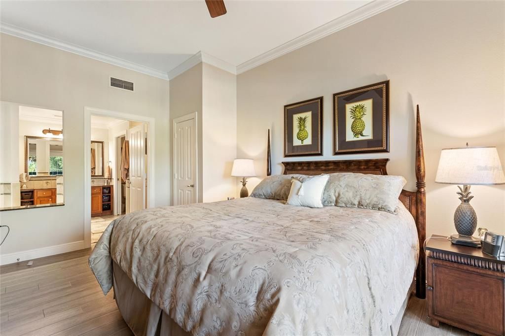 Active With Contract: $279,000 (3 beds, 2 baths, 1344 Square Feet)