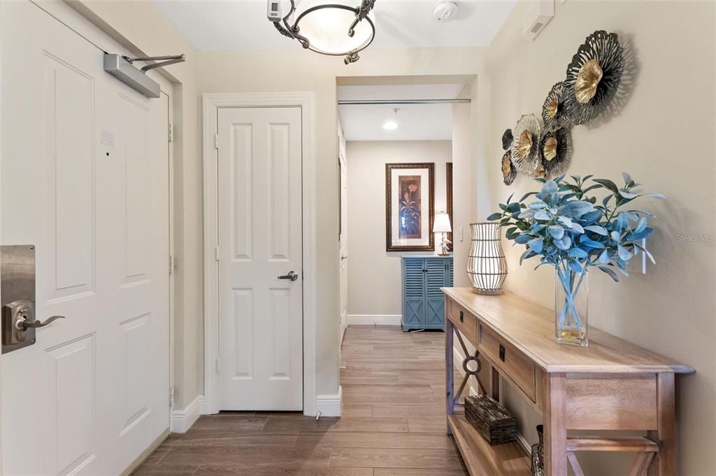 Active With Contract: $279,000 (3 beds, 2 baths, 1344 Square Feet)
