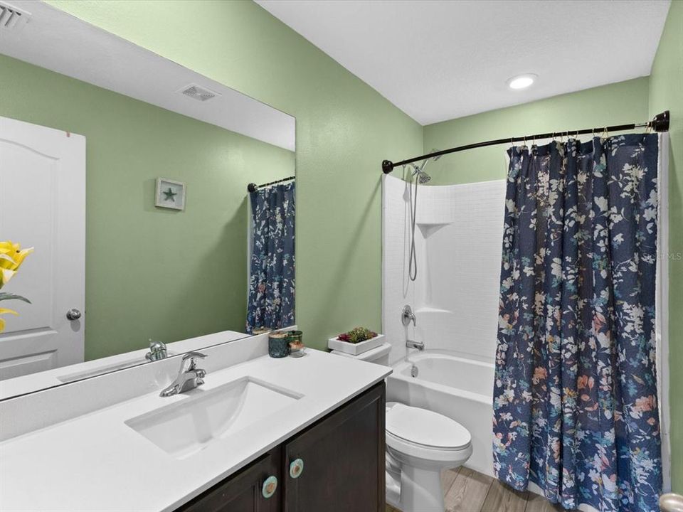For Sale: $330,000 (4 beds, 2 baths, 1831 Square Feet)