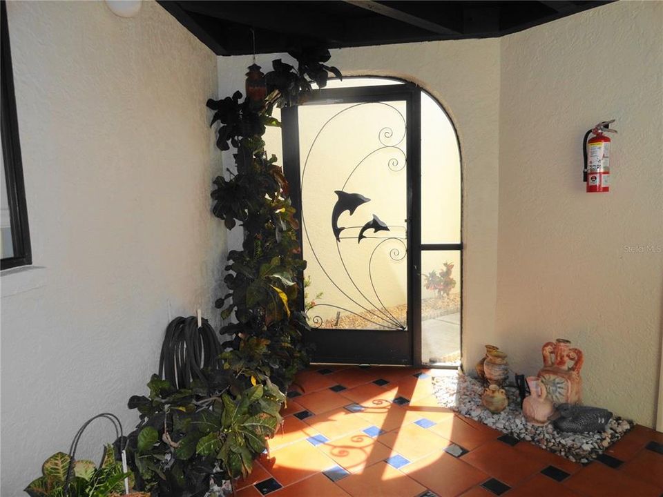 En Venta: $319,900 (2 camas, 2 baños, 1441 Pies cuadrados)