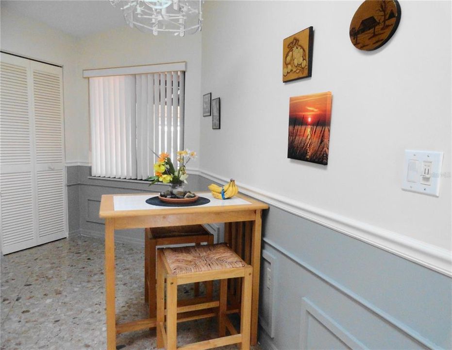 En Venta: $319,900 (2 camas, 2 baños, 1441 Pies cuadrados)