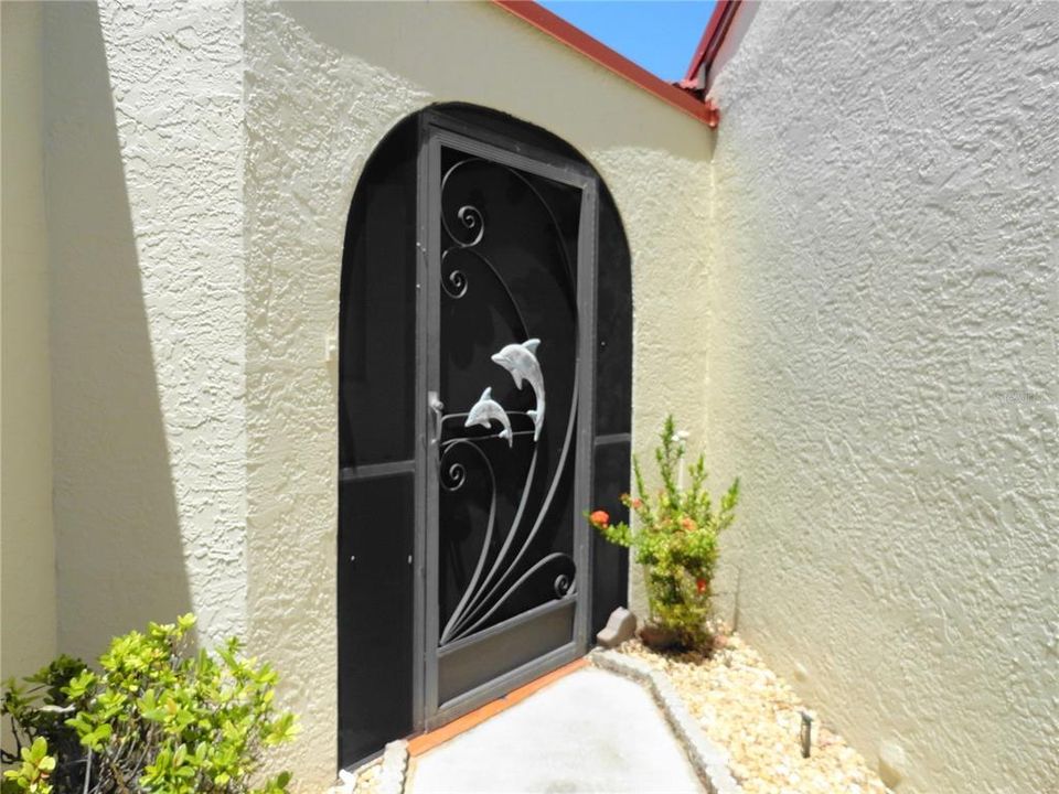 En Venta: $319,900 (2 camas, 2 baños, 1441 Pies cuadrados)