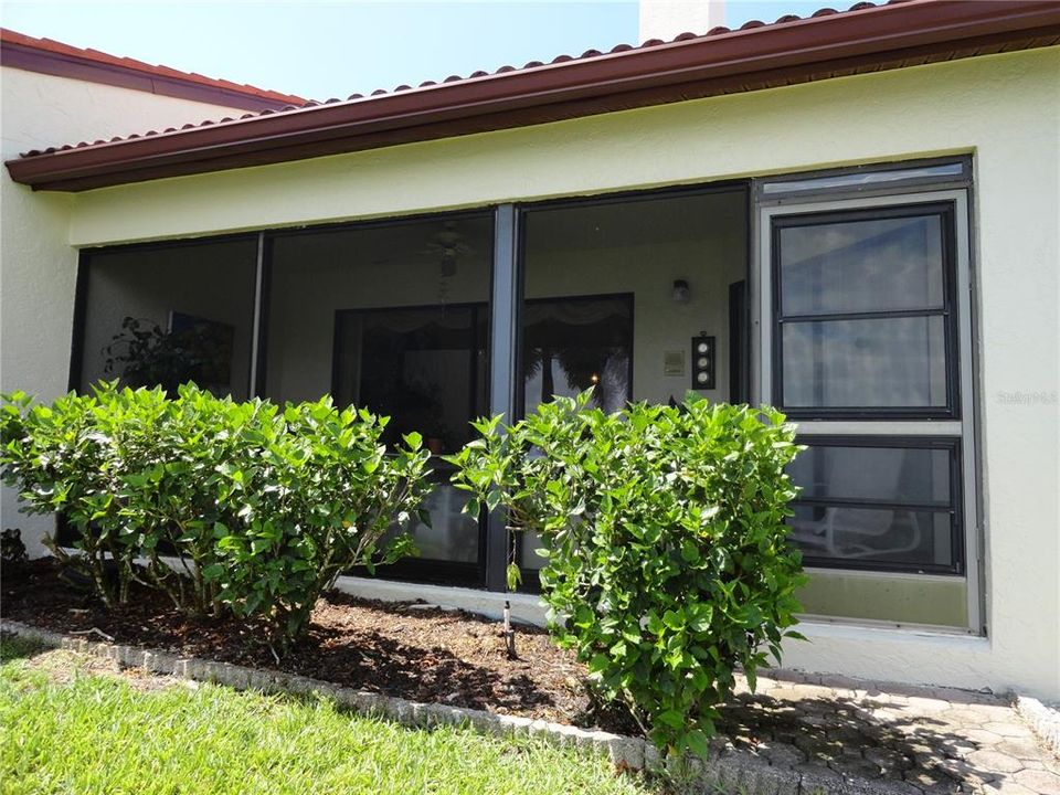 En Venta: $319,900 (2 camas, 2 baños, 1441 Pies cuadrados)