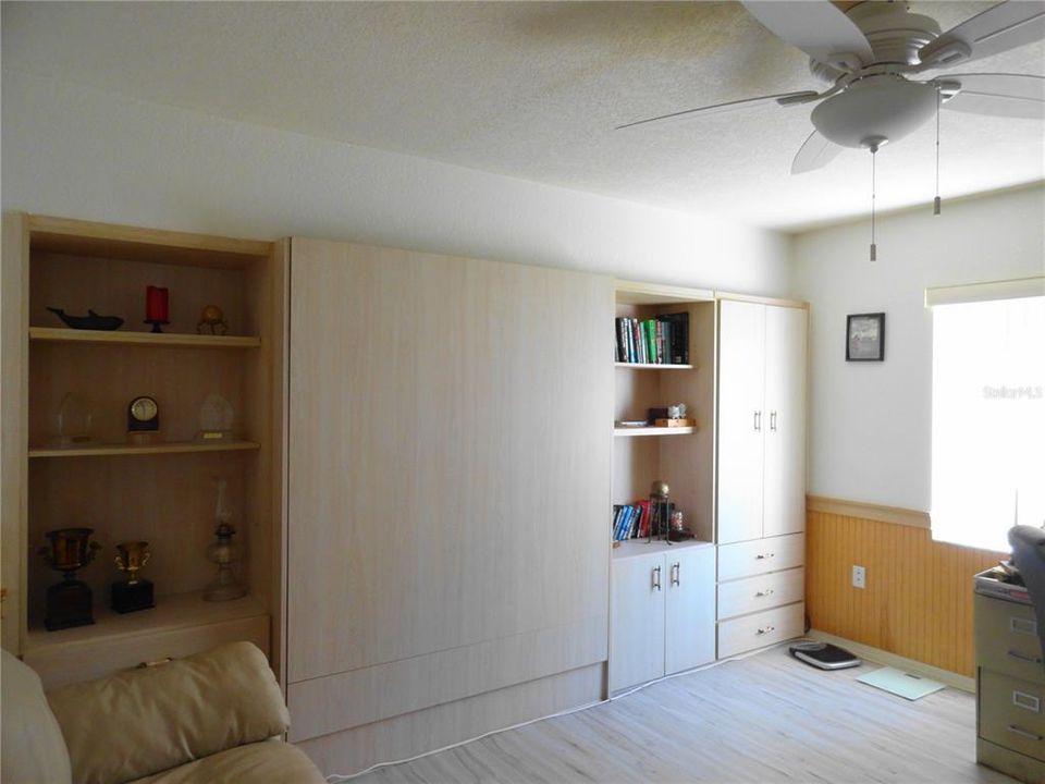 En Venta: $319,900 (2 camas, 2 baños, 1441 Pies cuadrados)