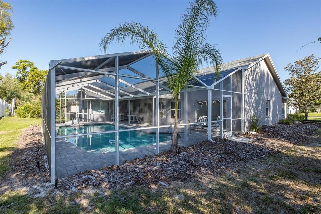 Active With Contract: $339,900 (3 beds, 2 baths, 2013 Square Feet)