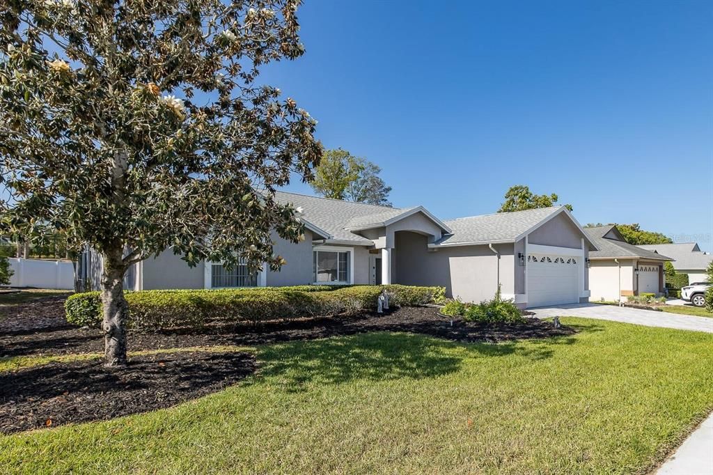 Active With Contract: $339,900 (3 beds, 2 baths, 2013 Square Feet)